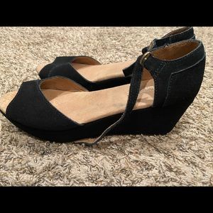 TOMS Wedges